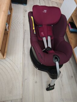 Autosedačka Britax Romer dualfix M-isize - 5