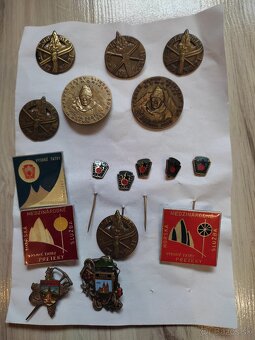 Rôzne odznaky, vyznamenania, medaile - 5