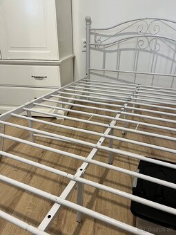 Predám rám postele kovový - 5