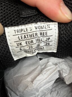Balenciaga Triple S Black - 5