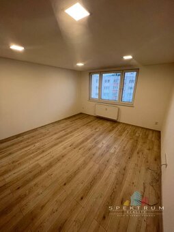 PREDANÉ-SPEKTRUM REALITY- Na PREDAJ 3 -izbový byt, 70 m2, Ha - 5