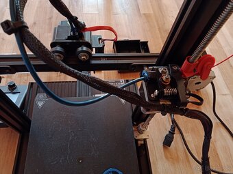 Creality Ender 3 V2 NEO + filament - 5