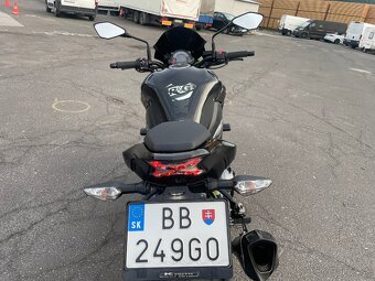 Kawasaki Z900 - 5