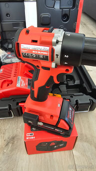 Predám úplne nový Milwaukee M18BLPDRC-422C - 5