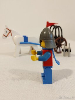 LEGO Castle 6016 Knights' Arsenal - 5