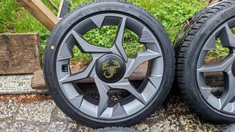 4x98 R17 --- FIAT 500e ABARTH - 5