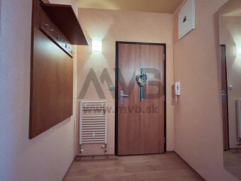Na predaj veľký 1-izbový byt s balkónom a vlastným kúrením - 5