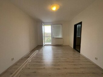 HZ-17 Na prenájom 2 izbový byt s terasou - 5