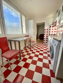 Pekný 3 izbový byt s lodžiou, ulica Nad Lúčkami, BA IV. Karl - 5