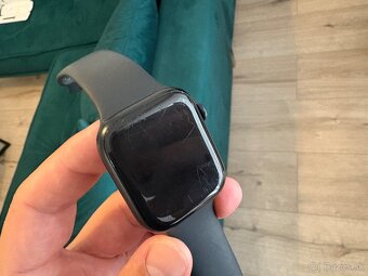 Apple Watch 8, 45mm - 5