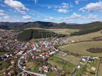 3 PODLAŽNY RODINNÝ DOM, LIETAVSKÁ SVINNÁ, VÝMERA 479m2 - 5