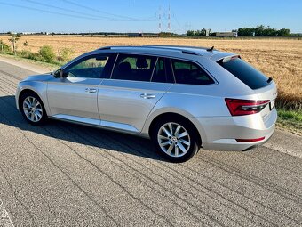 Škoda Superb Combi 2.0 TDI SCR Style Virtual - 5