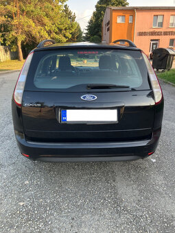 Predám Ford Focus Kombi 1.6 16V Trend - 5
