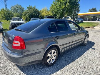 Škoda Octavia 1.6 Tour II - 5