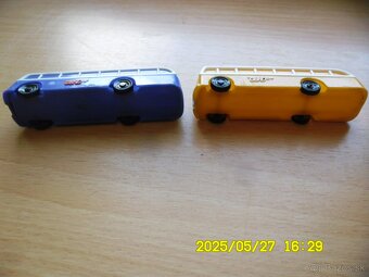 Stare hračky autobus - 5