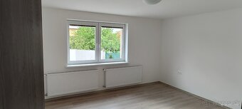 Zrekonštruovaný rodinný dom v obci Borský Mikuláš - 5