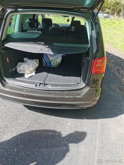 Seat Alhambra 2.0tdi 130kw 7 miestna - 5