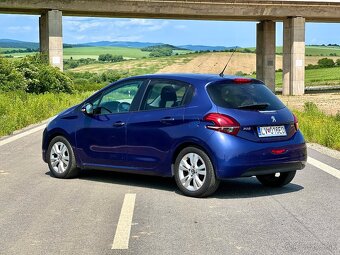 Peugeot 208 1.6 hdi - 5