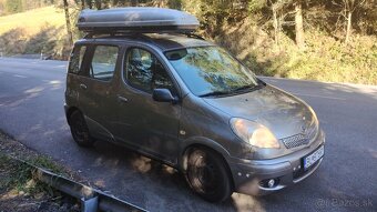 Yaris Verso 1,3 vvti 62kw benzín plyn 2004 - 5