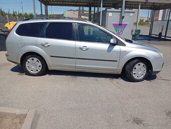 Predám Ford FOCUS combi mk2 - 5