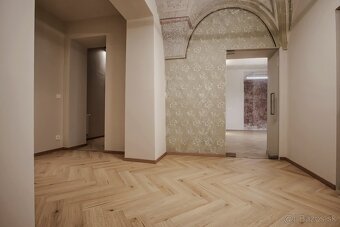 Luxusný kancelársky priestor v srdci historickej Trnavy - 5