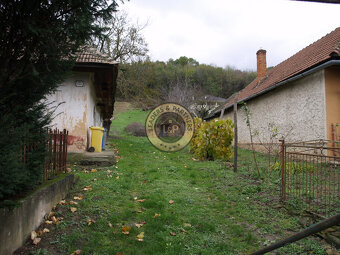 Na predaj stavebný pozemok v obci Kolíňany 1420 m2 - 5