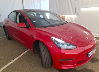 🚗 Tesla Model 3 Long Range 2022 – Dual Motor AWD, 20 000 km - 5
