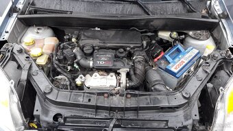 Ford Fusion 1,4 benzín - FORD FUSION 1,4 TDCI - 5