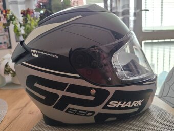 Prilba SHARK kevlar s rukavicami v cene - 5