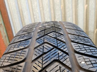 Originálna zimná sada Mercedes 5x112 r18 + 235/60 r18 - 5