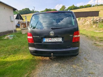 Volkswagen Touran - 5