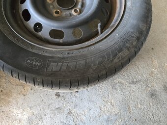 Plechové disky 5x114.3 + letné pneu 195/65r15 - 5