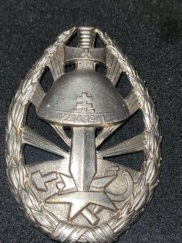 Odznak.vyznamenanie..tz. - 5