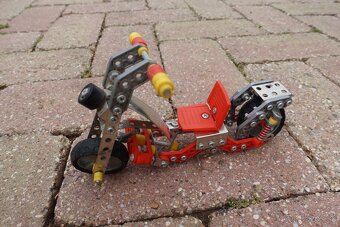 7 modelov áut a strojov - 5