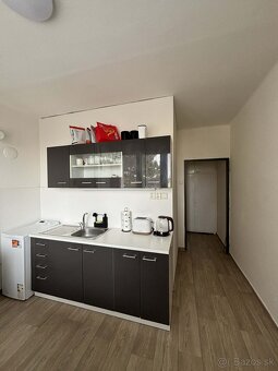 Prenájom 2 - izbového bytu - 5