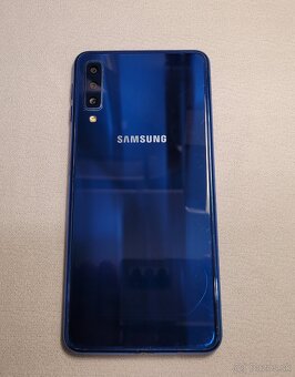Samsung Galaxy A8 (2018) - 5