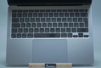 ZÁRUKA/Macbook Air 13.3"/M1/8GB RAM/256GB SSD/CZ/BAT - 5
