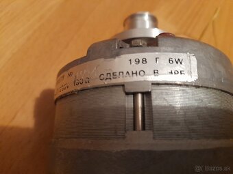 Predám elektromotor 220 V , 130 Ohm, 6 W - 5