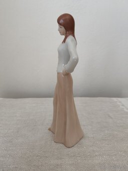 Royal dux žena dievča porcelánová soška - 5