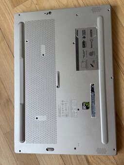 Notebook MSI Creator 8RD - 5