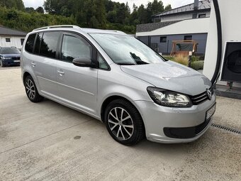 Volkswagen Touran 2.0 TDI BlueMotion, automat, 103kw - 5