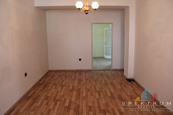 SPEKTRUM REALITY- Na Predaj 2-izbový byt, 57 m2, okres Priev - 5