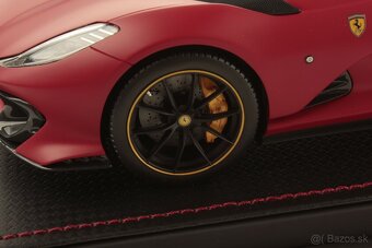 Ferrari 812 Competizione | MR Collection 1/18 - 5