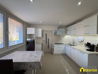 REZERVOVANÝ prenájom zrekonštruovaného 3 izbového bytu, ul.  - 5