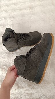 Členkové kožené tenisky Nike Air zelená olivová vel. 36.5 - 5