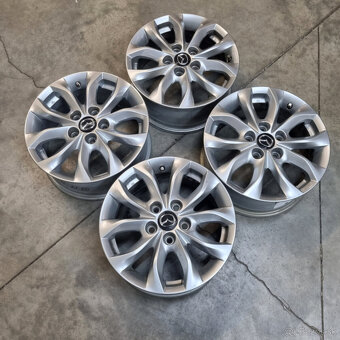 Hliníkové disky 5x114,3 R16 6,5J ET50 - 5