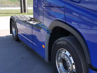 Prodám tahač návěsů VOLVO FH 13 500 EURO6 dvouokruhová hydr. - 5