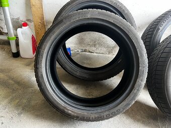 235/40 R19 GoodRide Zimné - 5