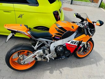 Cbr 1000 rr Fireblade Repsol - 5