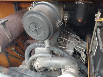 Šmykom riadený nakladač Racoon HT 60 - 5